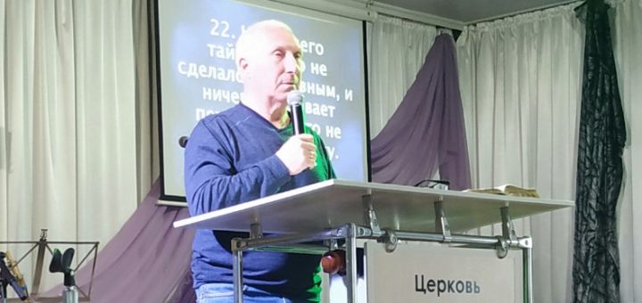 Пастор Анатолий Мухин